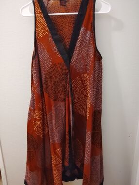 V-Neck Rust Print Sleeveless Midi Dress